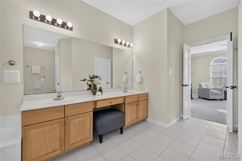 511 Westonridge Court Property Photo 29