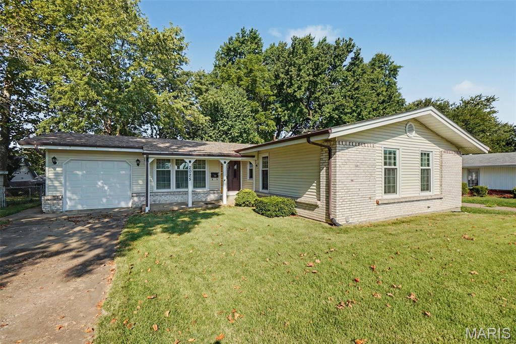 2025 Derhake Road Property Photo 1