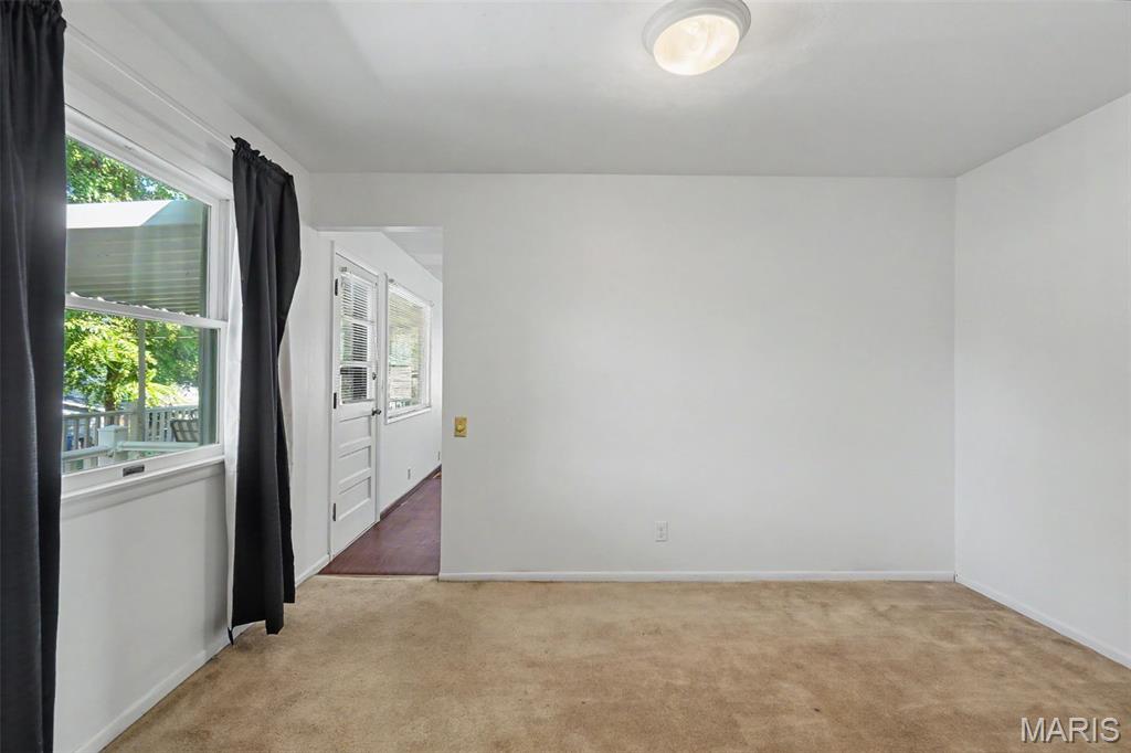 2025 Derhake Road Property Photo 5
