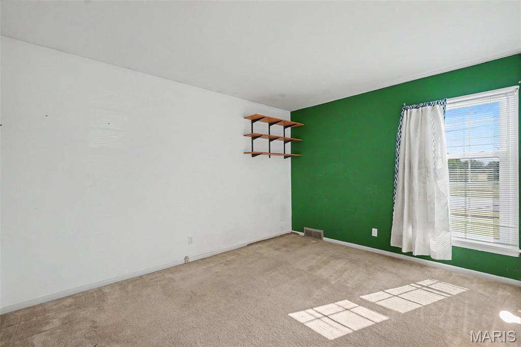 2025 Derhake Road Property Photo 12