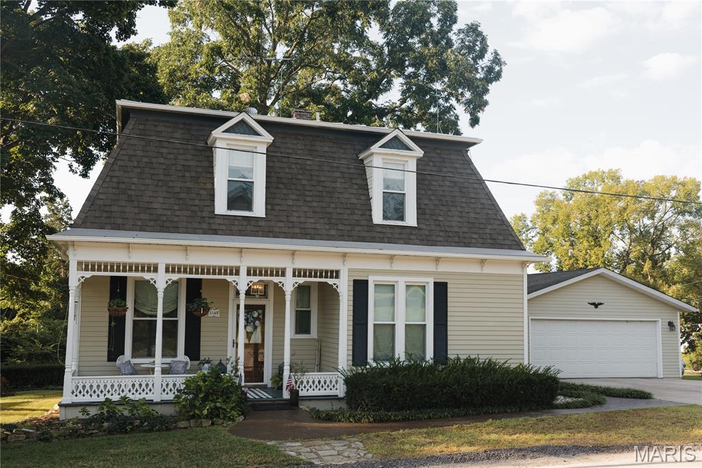 5548 Chestnut Street Property Photo 1