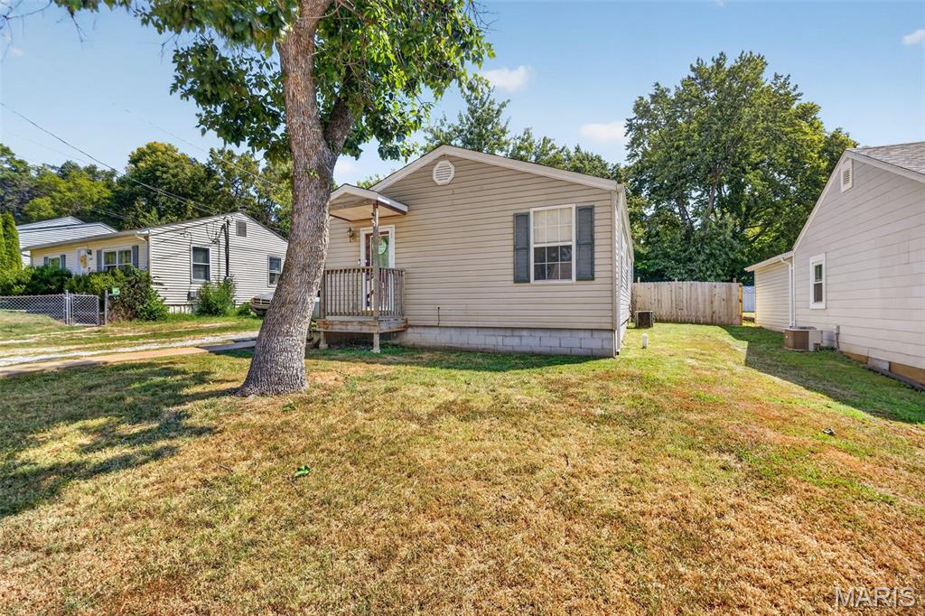 912 Huber Street Property Photo 1