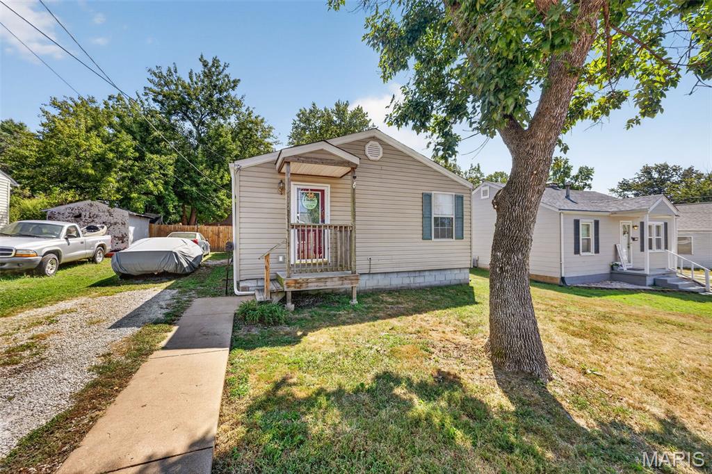912 Huber Street Property Photo 2