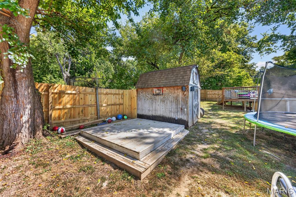912 Huber Street Property Photo 16