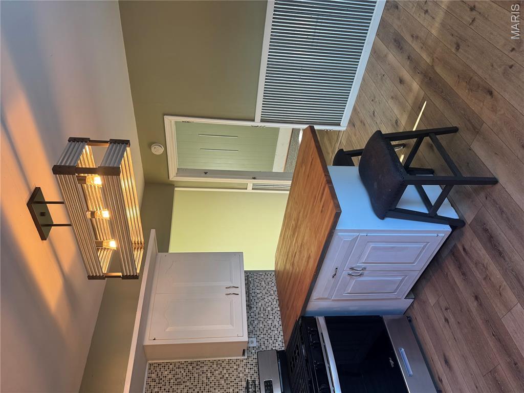 17 Randolph Drive Property Photo 12