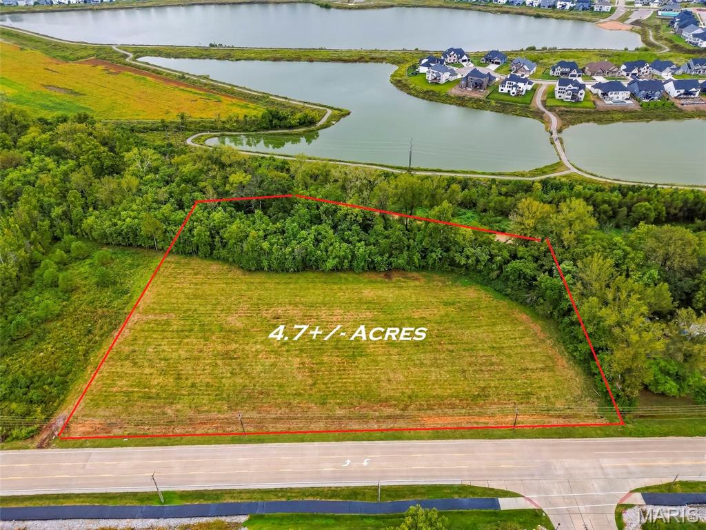 6024 Highway N Property Photo 2