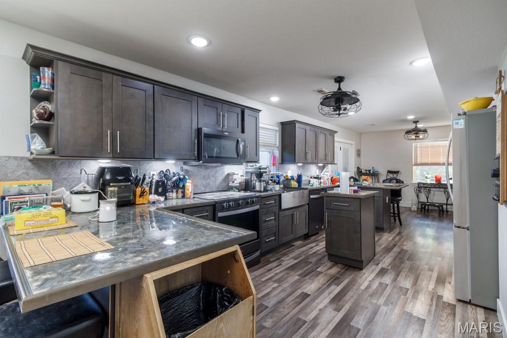 30170 Highway U Property Photo 4
