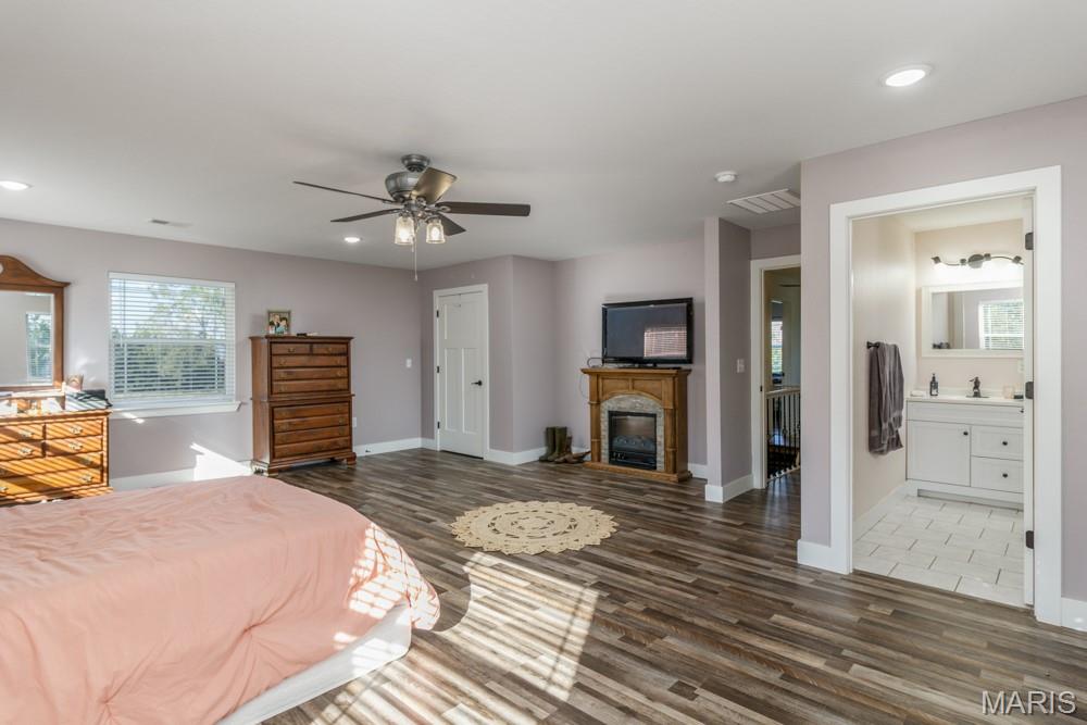 30170 Highway U Property Photo 11