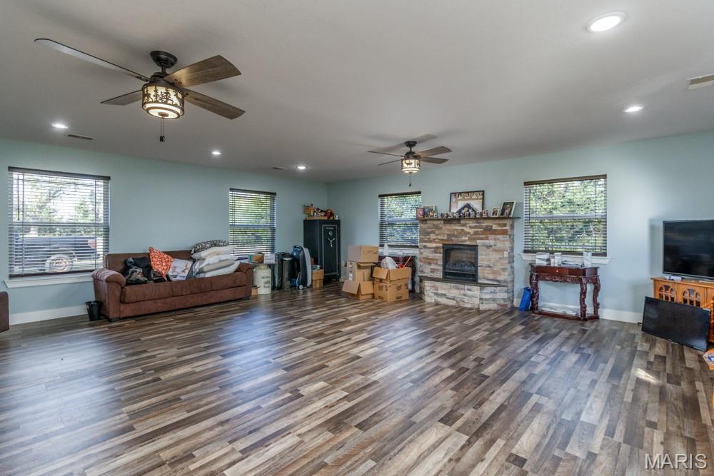 30170 Highway U Property Photo 14