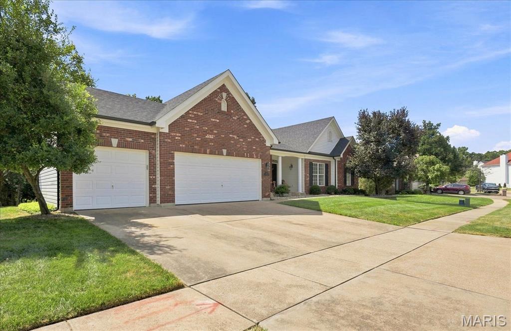 656 Meramec View Drive Property Photo 3