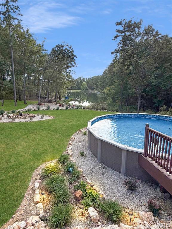 10994 Crestwood Road Property Photo 4