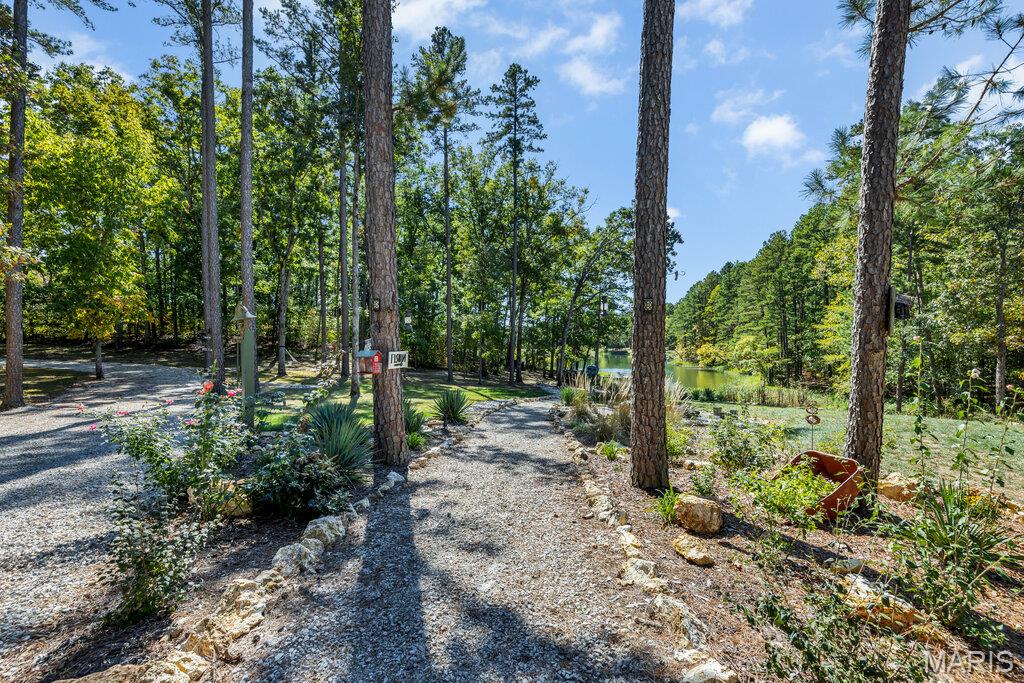 10994 Crestwood Road Property Photo 18