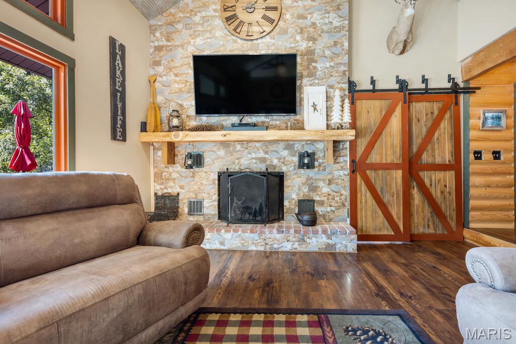 10994 Crestwood Road Property Photo 23