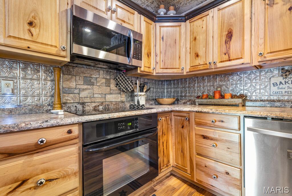 10994 Crestwood Road Property Photo 31