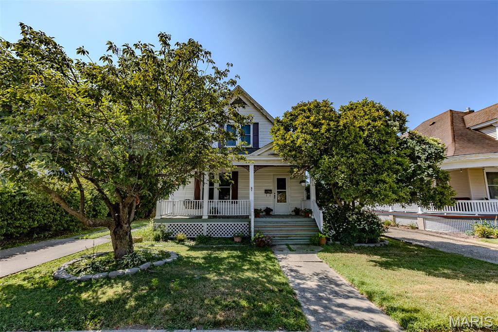 415 E 1st South Street Property Photo 1