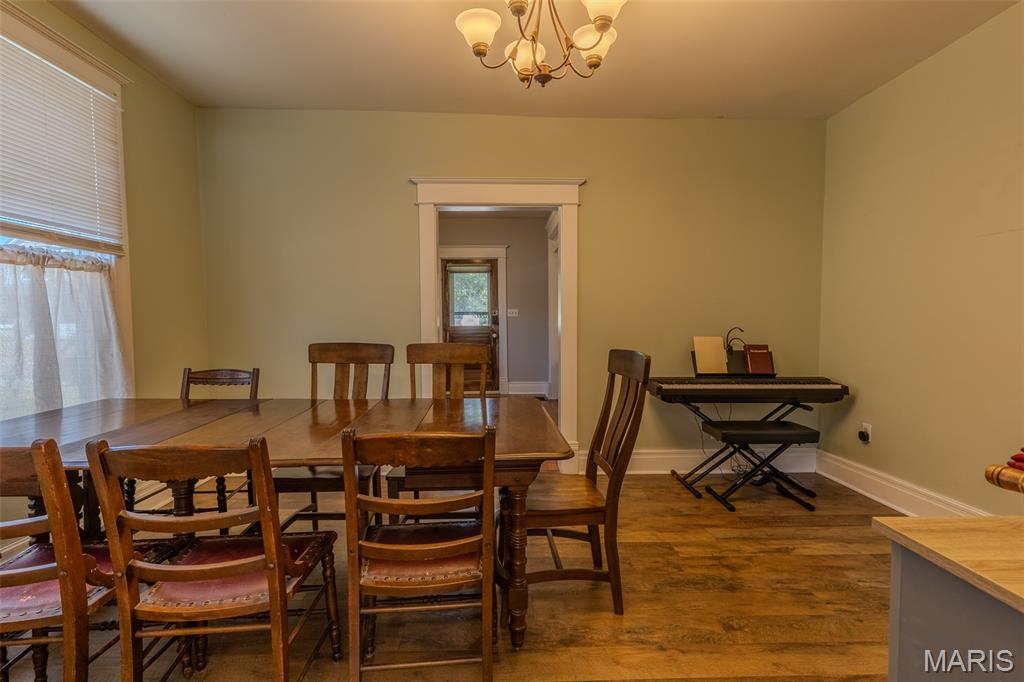 415 E 1st South Street Property Photo 18