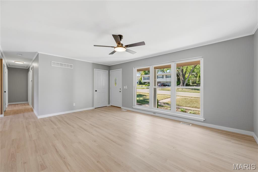 2916 Thrush Drive Property Photo 4