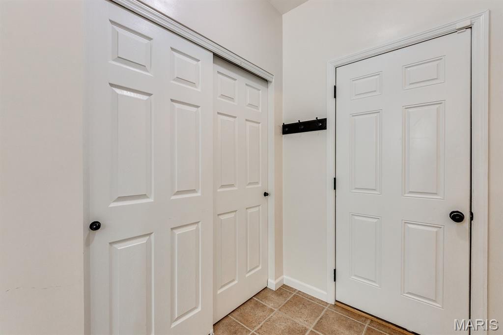 546 Springhurst Parkway Property Photo 15
