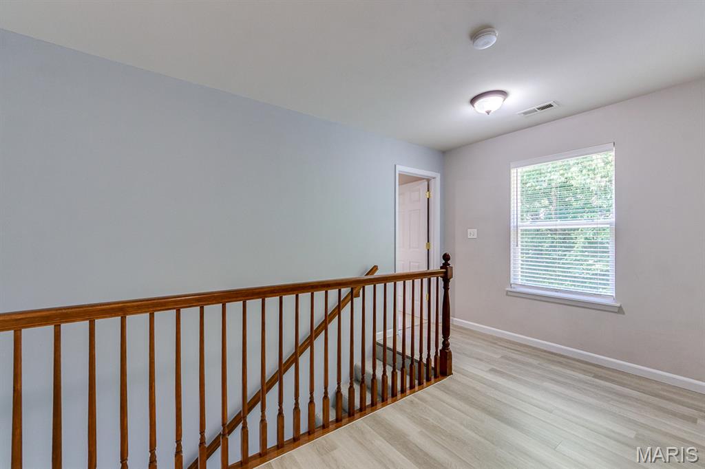 546 Springhurst Parkway Property Photo 17