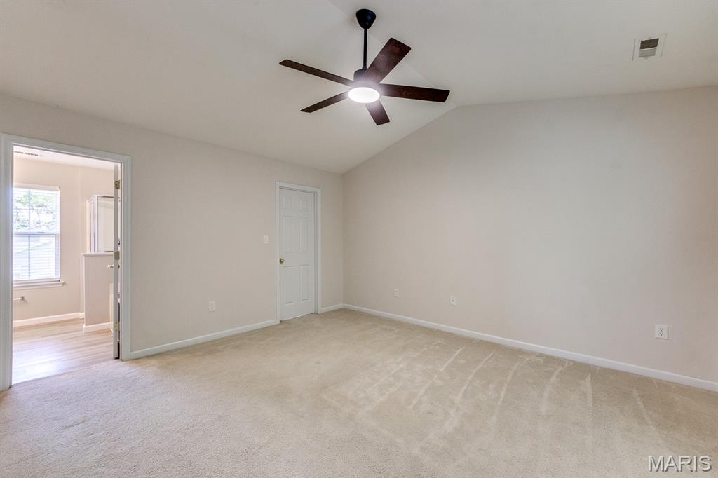 546 Springhurst Parkway Property Photo 20