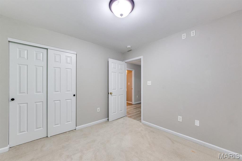 546 Springhurst Parkway Property Photo 29