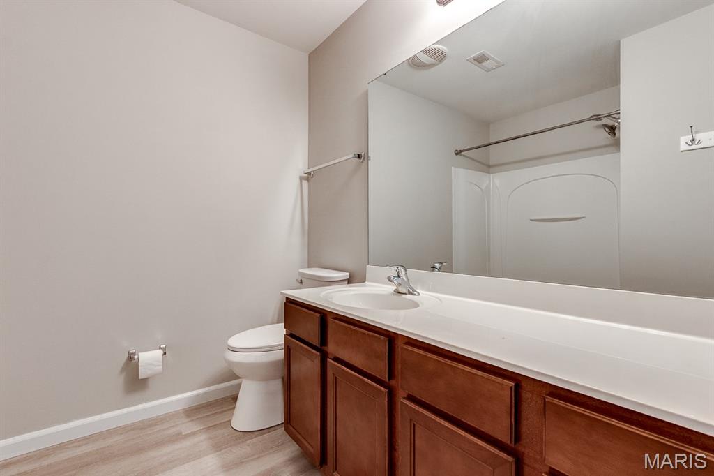 546 Springhurst Parkway Property Photo 31