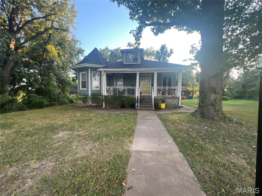 2218 Switzer Avenue Property Photo 1