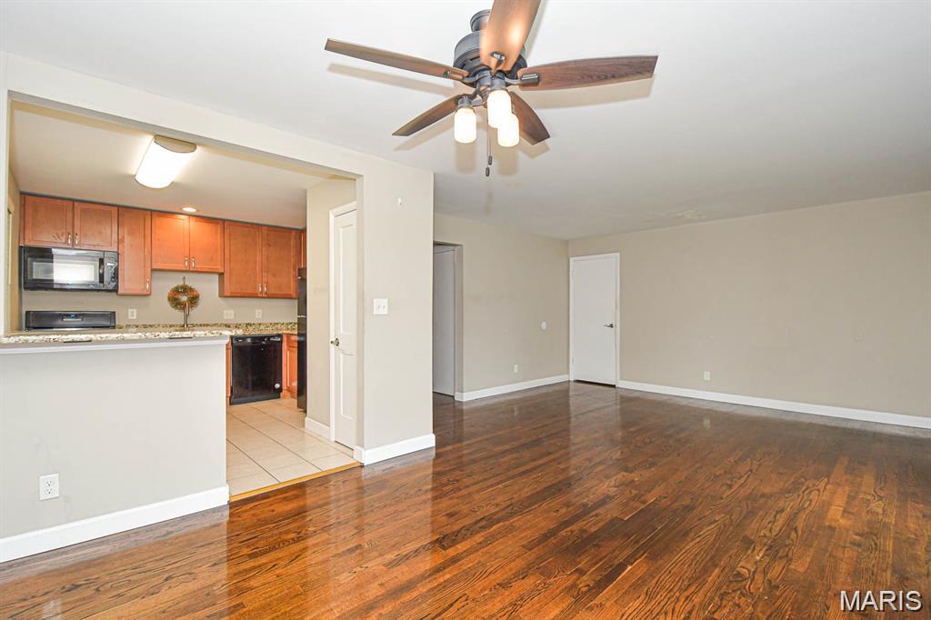 7359 Balson Avenue Property Photo 4