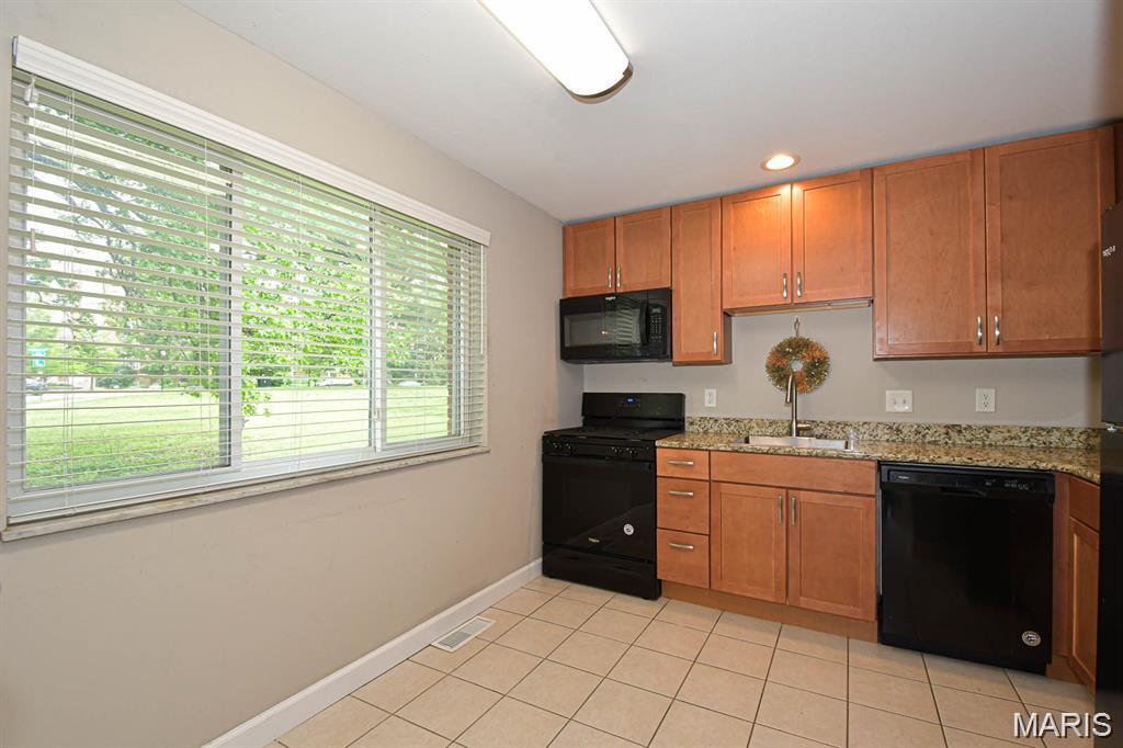 7359 Balson Avenue Property Photo 9