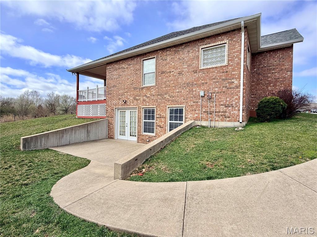 220 April Drive Property Photo 3