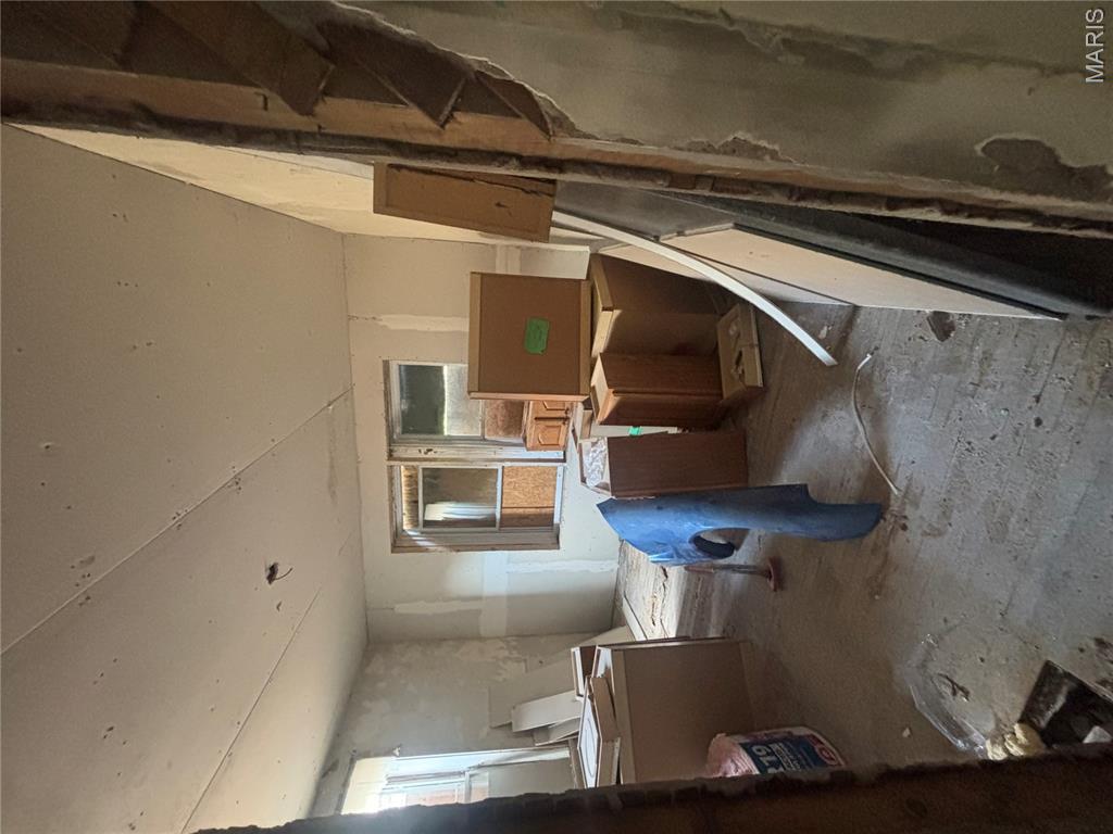 2849 Meramec Street Property Photo 5