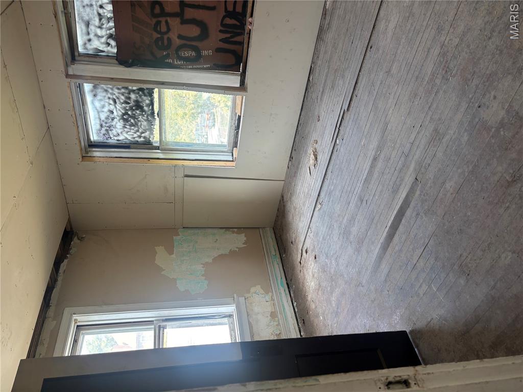 2849 Meramec Street Property Photo 12