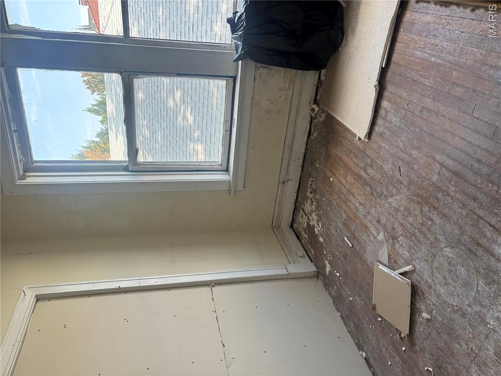2849 Meramec Street Property Photo 15