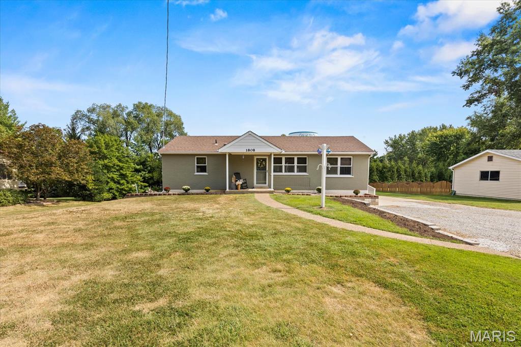 1808 Cherry Tree Street Property Photo 1