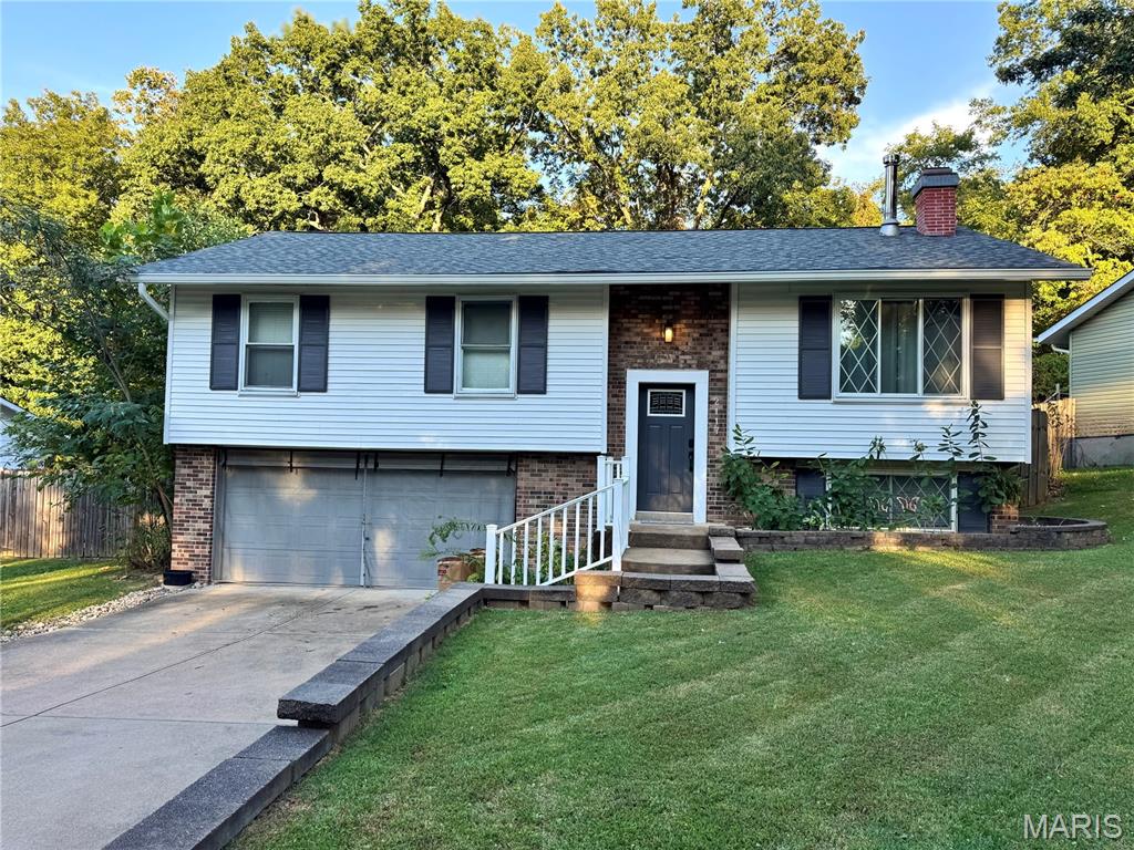 2117 Ayrshire Court Property Photo 1