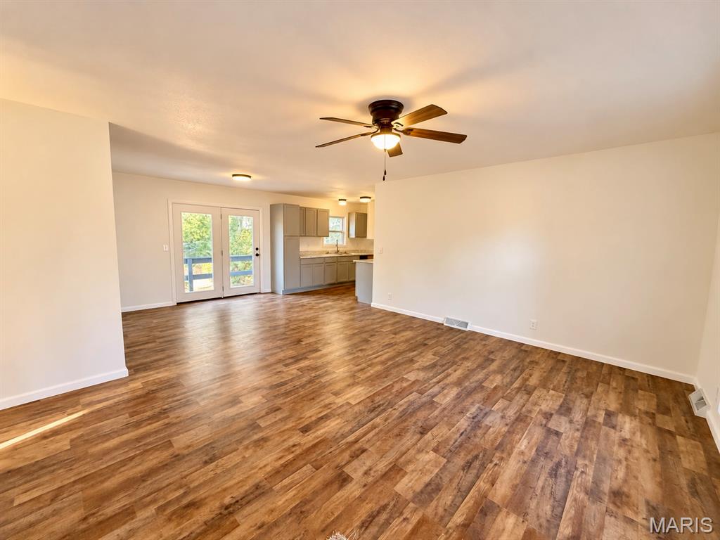 706 William Avenue Property Photo 6