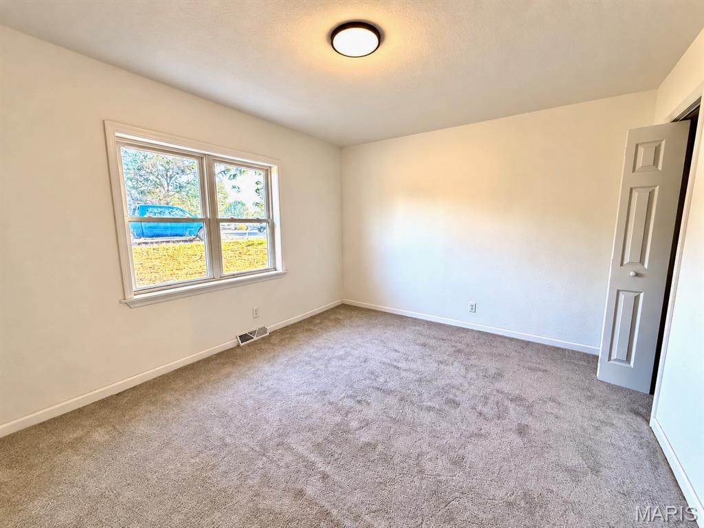 706 William Avenue Property Photo 9