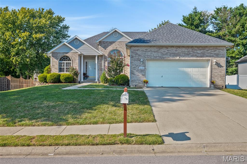 2645 Katrine Lake Drive Property Photo 1
