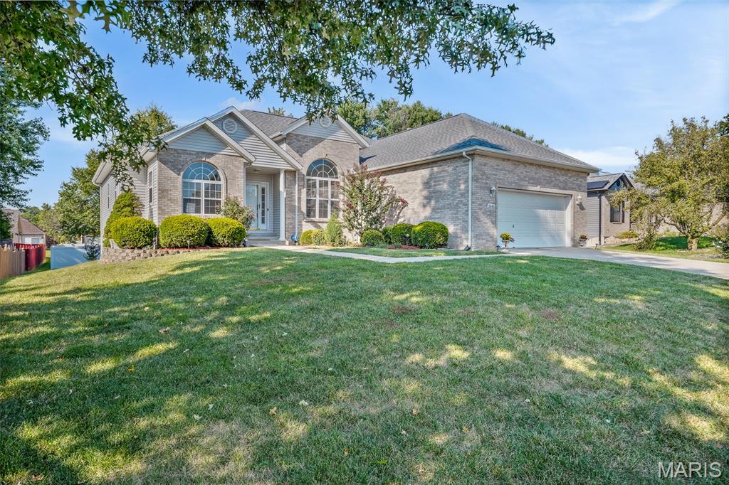 2645 Katrine Lake Drive Property Photo 2