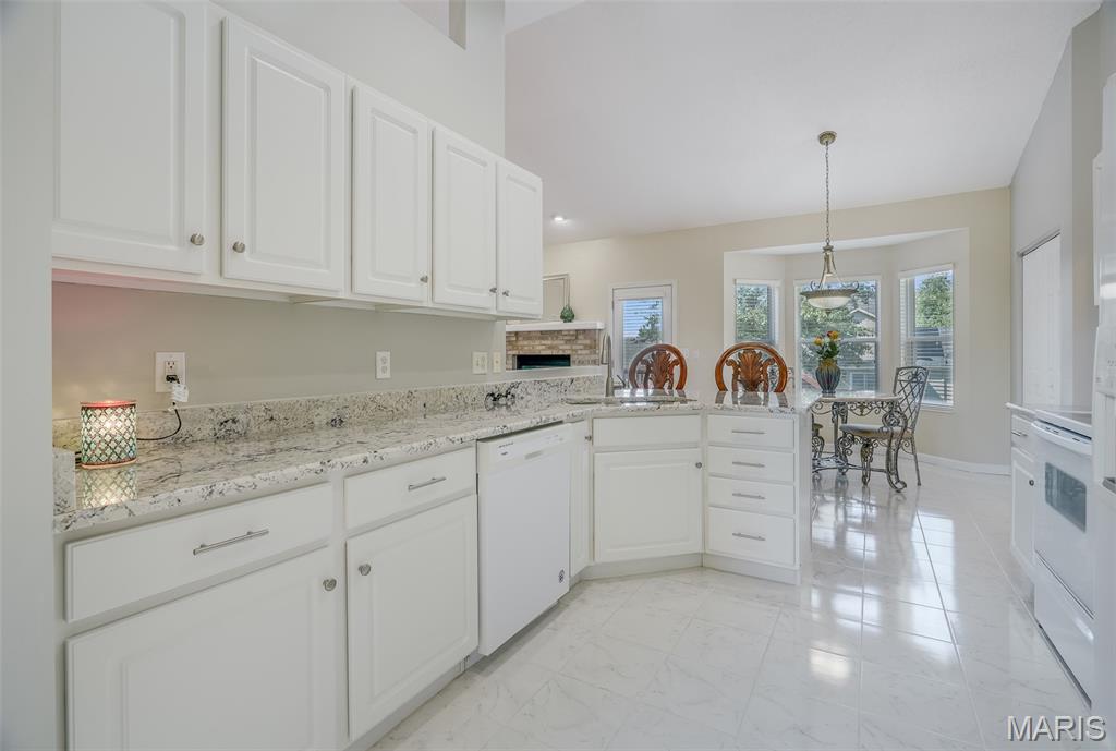 2645 Katrine Lake Drive Property Photo 17