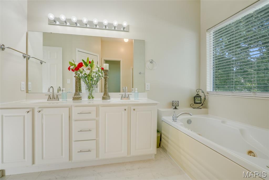 2645 Katrine Lake Drive Property Photo 26
