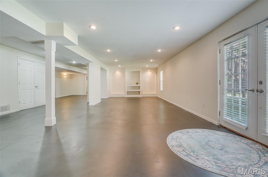 2645 Katrine Lake Drive Property Photo 37