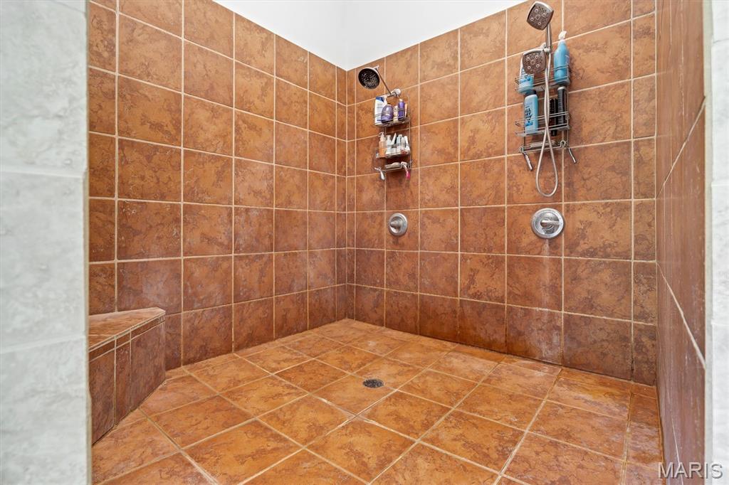 7008 Fawn Woods Drive Property Photo 19