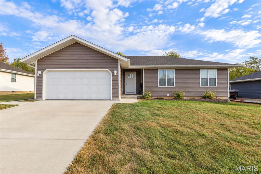 1404 Jessalinn Drive Property Photo 1