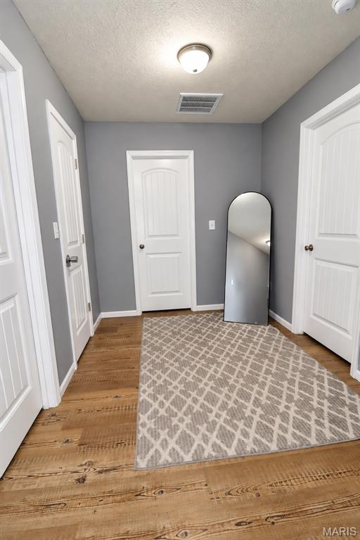 1404 Jessalinn Drive Property Photo 11