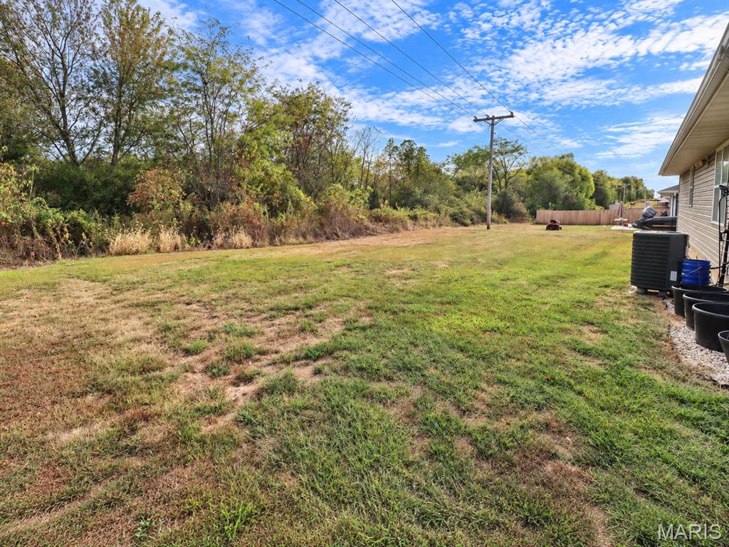 1404 Jessalinn Drive Property Photo 25