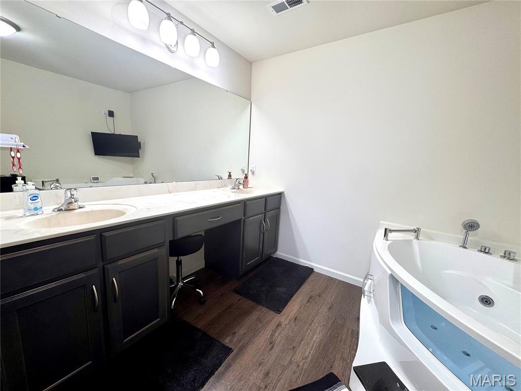 500 Arctic Wolf Drive Property Photo 40