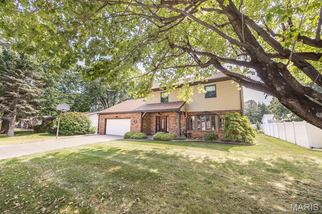 328 Veach Drive Property Photo 2