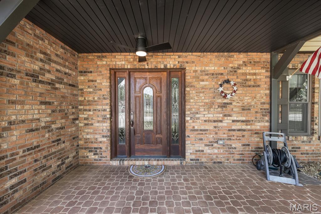 328 Veach Drive Property Photo 4