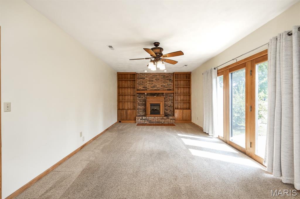328 Veach Drive Property Photo 14